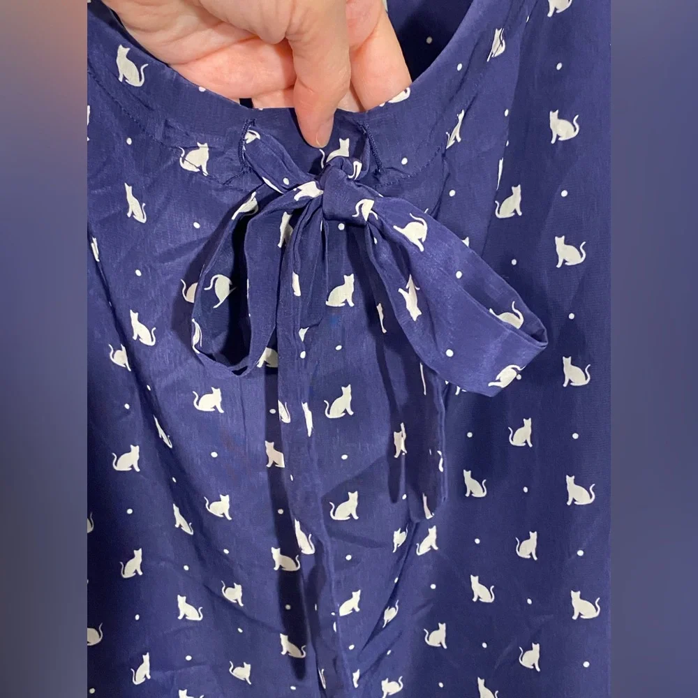 Old Navy CAT Print Puff Sleeve Bow Back Blouse Navy White Large